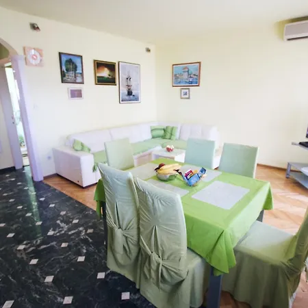 Mimoza 4 Apartment *
