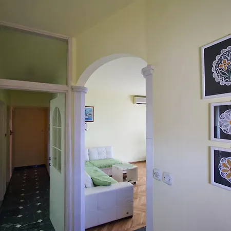 Apartment Mimoza 4 Podstrana